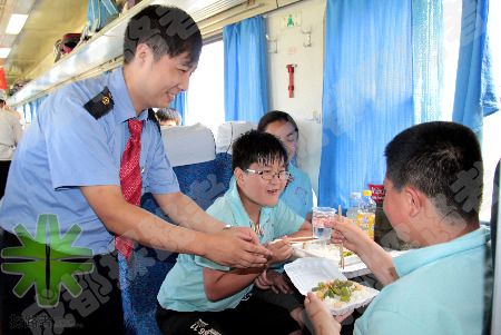 探路者冬令營(yíng)