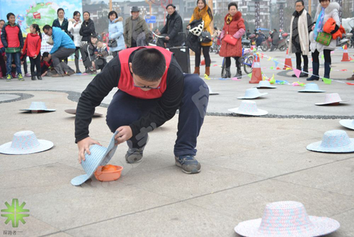 峨眉山關(guān)愛(ài)兒童