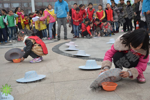 峨眉山關(guān)愛(ài)兒童