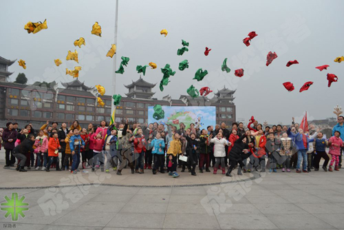 峨眉山關(guān)愛(ài)兒童