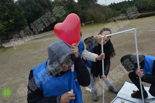 機(jī)場(chǎng)高速