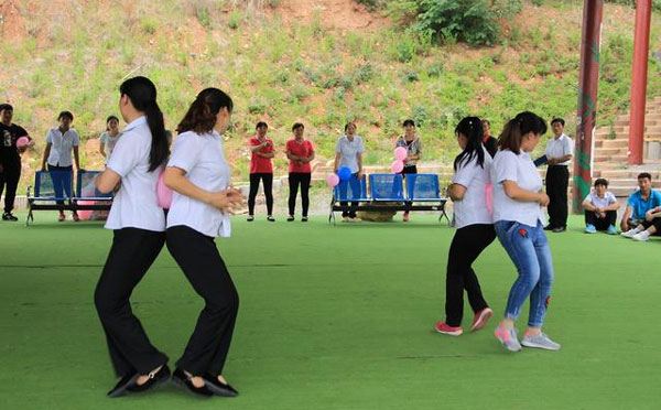 適合集體的游戲：氣球大戰(zhàn)游戲規(guī)則介紹