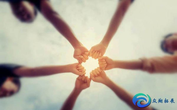 好玩的集體游戲有哪些 集體做游戲背景音樂