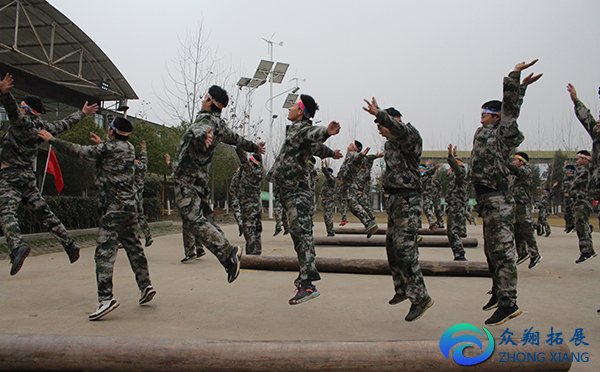 適合大學(xué)生素質(zhì)拓展的游戲