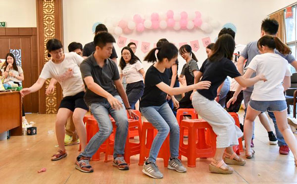 團(tuán)建小游戲室內(nèi)簡(jiǎn)單