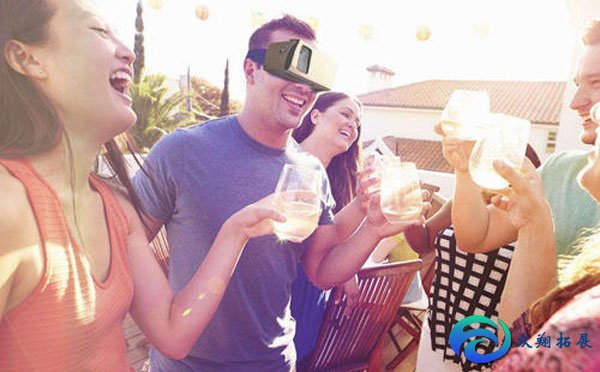 游戲懲罰搞笑有趣的有哪些 聚會游戲有趣的懲罰措施