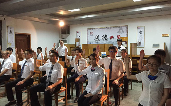 簡單好玩的晨會游戲  適合團隊的搞笑游戲