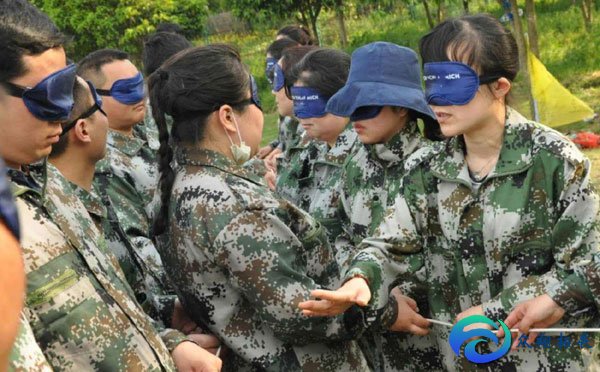 野外拓展訓(xùn)練心得體會