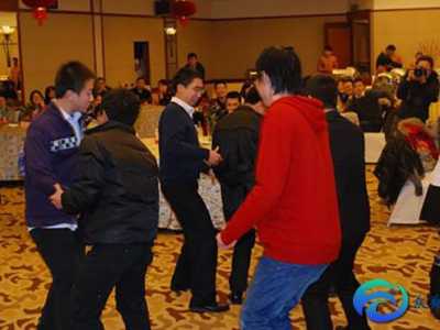 拓展年會(huì)活動(dòng)游戲