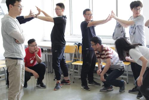 適合團(tuán)隊(duì)玩的搞笑游戲