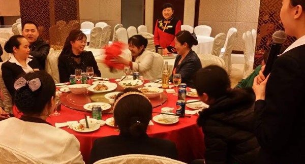 拓展項目擊鼓傳花